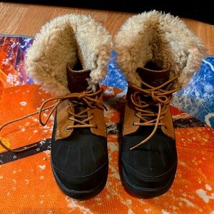 Treadlite by Uggs